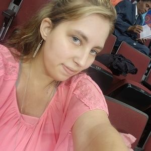 Meet your Posher, Kellsey